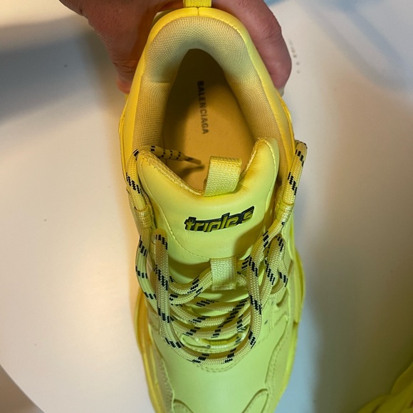 Zapatos Balenciaga Originales….modelo TRIPLE S….Size 9.5/42 Casi nuevos…. - Picture 4 of 7